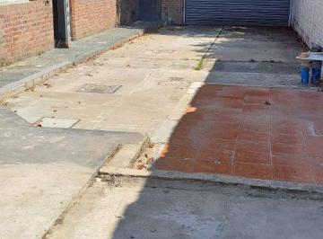 Bodega-Galpón de 2 ambientes, Morón · Galpon o Deposito en Venta