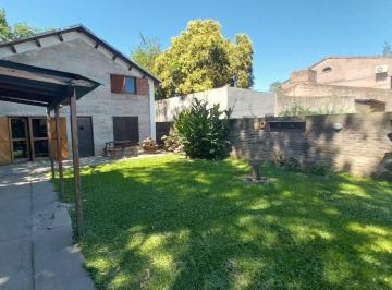 Casa · 119m² · 4 Ambientes · Fisherton Venta Casa Tres Dorm. Alippi 8800