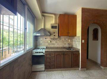 PH · 42m² · 2 Ambientes · PH Velez Sasrfield /floresta 2 Amb 1 Piso por Escalera. con Terraza y Balcon. una Gran Oportunidad!