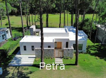 Casa · 167m² · 4 Ambientes · 1 Cochera · Casa en Venta en La Isla del Golf, Pinamar