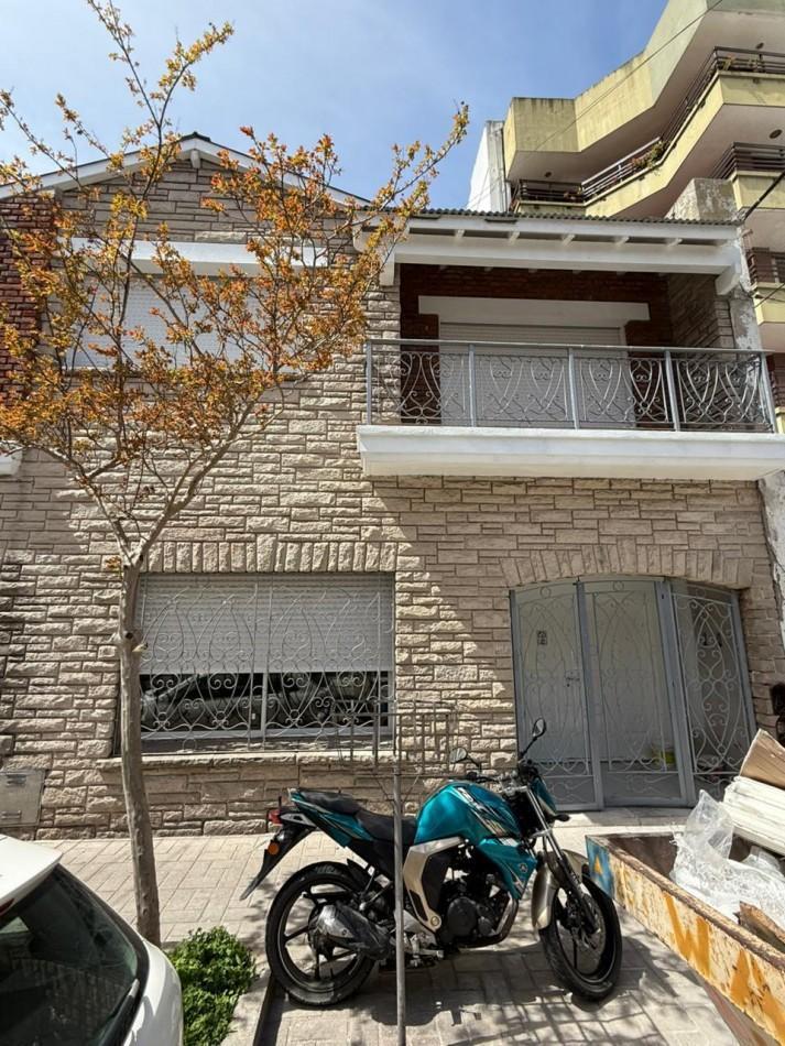 PH de 4 amb, 200m² con garage y terraza — Mar del Plata