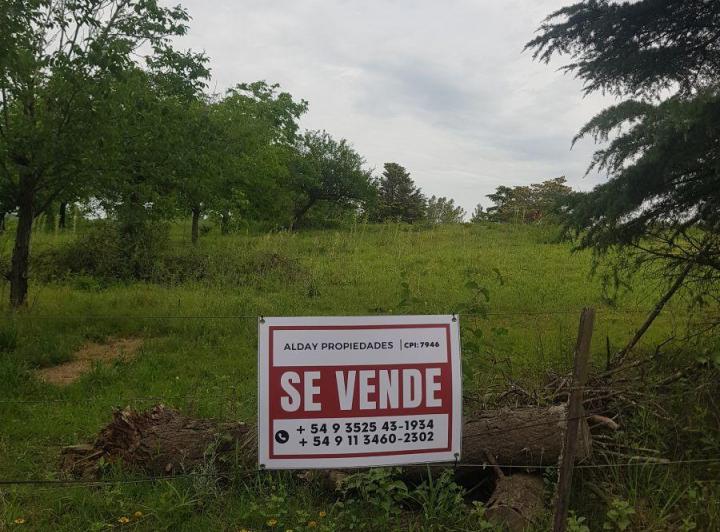 Terreno · 2300m²