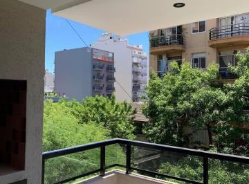Departamento de 3 ambientes, Flores · Departamento Luminoso, Vista Abierta, Excelente Distribución y Estado