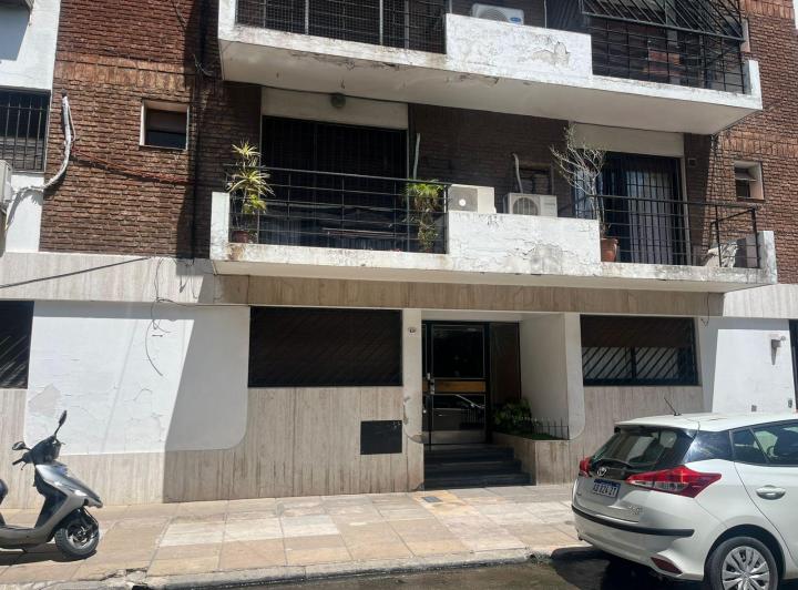 Departamento · 40m² · 2 Ambientes · 1 Cochera
