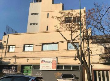 Oficina comercial · 2200m² · Edificio Corporativo Premium 5 Pisos. ¡Reciclado a Nuevo! Du