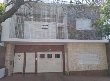 Casa · 120m² · 6 Ambientes · Barrio G. Paz - Planta Alta 3 Dorm + Dependencias - Exc Estado