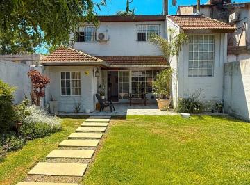 Casa de 5 ambientes, Ituzaingó · Casa 5 Ambientes y Parque/trole Al 700