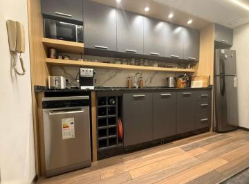 Departamento de 3 ambientes, Retiro · 3 Ambientes – Recoleta/retiro – 70 m² – Totalmente Reciclado a Nuevo - P/escalera - Apto Prof