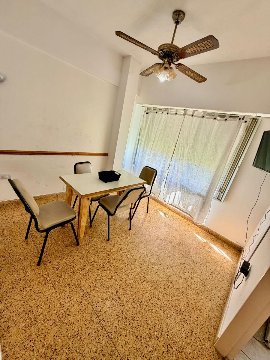 Lavalle 210