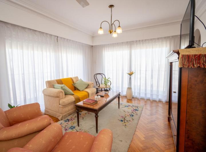 Departamento · 135m² · 5 Ambientes · 1 Cochera