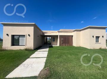 Casa · 170m² · 5 Ambientes · 2 Cocheras · Venta Casa Al Lago San Sebastián Área 11
