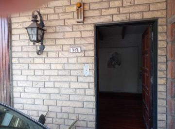 Casa · 222m² · 4 Ambientes · Casa Chalet en Venta en Sarandí, Avellaneda, G. B. a. Zona Sur