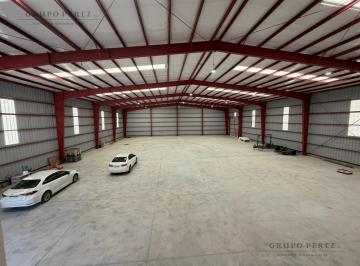 Bodega-Galpón · 1400m² · Galpón / Deposito 1.400 m² en Parque Industrial Plátanos - Berazategui - Alquiler