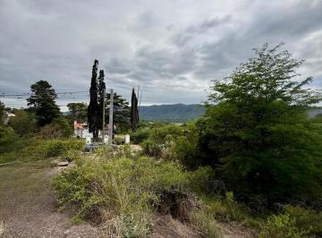 Campo  Venta USD 500.000 · Imperdible: Más de 2 Hectáreas en Venta con Salida Al Río y Frente a Ruta en Siquiman