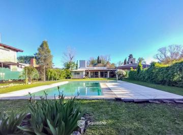 Casa · 102m² · 4 Ambientes · 2 Cocheras · Venta | Permuta - Casa 2 Dorm. con Piscina y Quincho - Alto Verde, Roldán. Apto Crédito.
