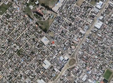 NGP-NGP-2019_2 · Generoso Local y Propiedad en Planta Alta
