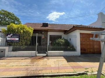 Casa · 114m² · 4 Ambientes · - Nuevo Precio - Venta Hermosa Casa Apta Credito, Estado Impecable, Gran Lote, 3 Dorm., Allemand