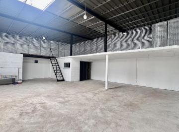 Depósito · 120m² · 1 Ambiente · Depósito en Alquiler en El General en Colonia del Sacramento