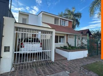 Casa · 142ha · 4 Ambientes · Casa en Venta 4 Dorm. Urca