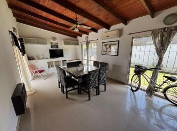 Casa de 4 ambientes, Roldán · Venta - Casa de 3 Dorm. en Barrio La Casona - Roldán