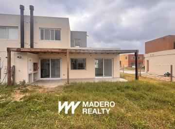 Casa · 90m² · 4 Ambientes · 2 Cocheras · Casa 5 Ambientes en San Patricio
