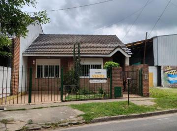 Casa de 3 ambientes, Pilar · Casa de 110 m² con 2 Habitaciones en Venta en Pilar
