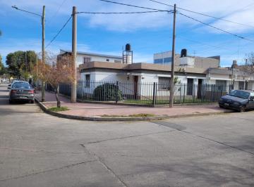 Foto · Casa Esquina con Depto en Barrio Guayaquil