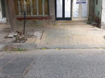 Casa de 5 ambientes, Godoy Cruz · Excelente Oportunidad de Inversión: Casa y Departamento a Reciclar