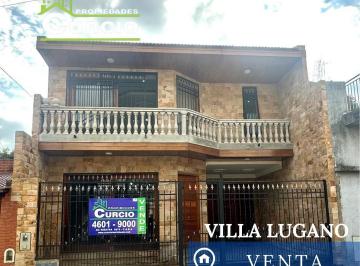 Casa · 200m² · 5 Ambientes · Casa Reciclada de Categoría en Lote Propio con Garage y Patio en Villa Lugano