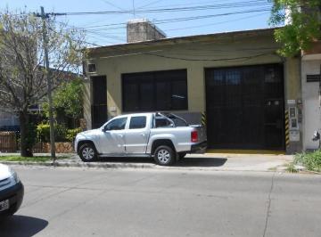 Bodega-Galpón · 181m² · Oportunidad Única en Munro: Galpón con Servicios Completos y