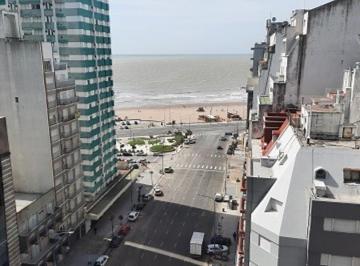 Departamento · 70m² · 3 Ambientes · 1 Cochera · Departamento 3 Ambientes a La Calle - Vista Al Mar - Cochera