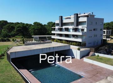 Departamento · 87m² · 3 Ambientes · 1 Cochera · Departamento en Venta en Pinamar. 3 Ambientes con Terraza Propia