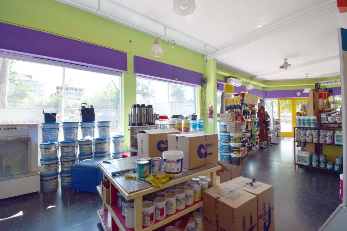 Av. Mitre 1200, Centro, Quilmes