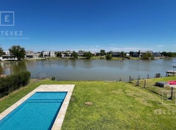 Casa · 204m² · 5 Ambientes · 2 Cocheras · Casa en Venta, Laguna y Pileta, Barrio Norte El Cantón, Escobar