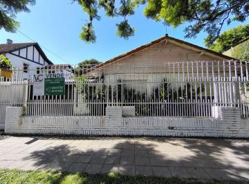 Casa · 4 Ambientes · 1 Cochera · Venta! Oportunidad en Adrogue 4 Amb. Canale 710