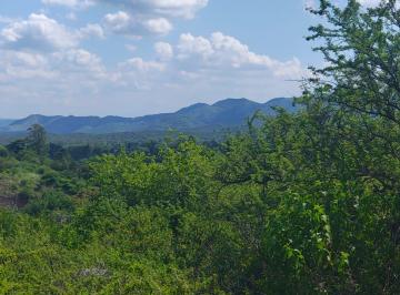 Terreno , Unquillo · Lote con Escritura en Unquillo, Vista Panorámica Al Pan de Azúcar