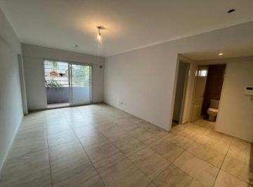 Departamento de 1 ambiente, General San Martín · Departamento 2 Ambientes con Cochera en Venta en San Martin Centro