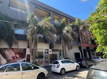 Oficina comercial de 2 ambientes, San Isidro · Martínez Entre Av y Vías: Moderna y Luminosa Oficina de 2 Amb con Balcón y 2 Baños. con Aire Acond.