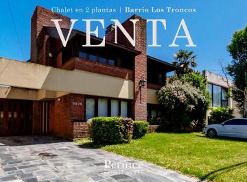 Casa · 278m² · 6 Ambientes · 2 Cocheras · Casa 6 Ambientes en Los Troncos