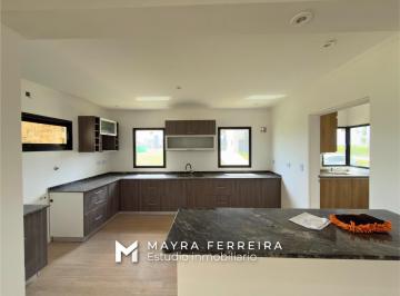 Casa · 190m² · 4 Ambientes · 3 Cocheras · Casa 4 Ambientes en Venta Horizontes Al Sur