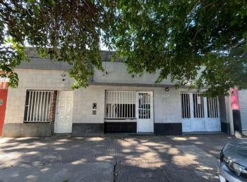 Casa · 119m² · 5 Ambientes · 1 Cochera · Casa en Tiro Suizo