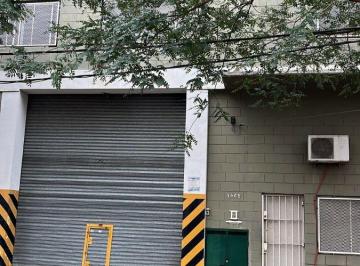 Bodega-Galpón de 3 ambientes, Avellaneda · Wilde Excelente Galpon, Oficinas Varias, Vestuarios en Planta Alta