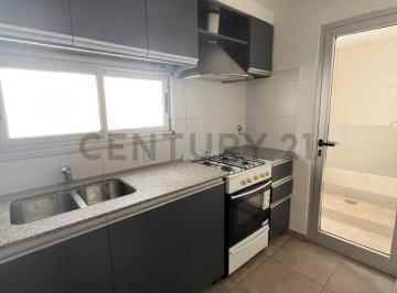 Departamento · 70m² · 4 Ambientes · 1 Cochera · 59 Entre 9 y 10. Departamento en Venta de 2 Dorm. con Cochera en La Plata.