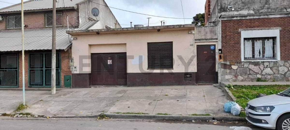 Bermejo 623,  Bernal Sud, Bernal Este