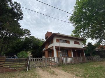PH · 3 Ambientes · 1 Cochera · Venta en Block - Dos Casas en PH Lote en Esquina - Zona Residentes Permanentes