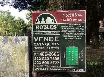 Quinta vacacional · 400m² · Casa Quinta en La Peregrina, Cercano a Sierra de Los Padres.