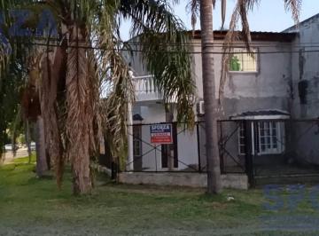 Casa · 129m² · 5 Ambientes · 2 Cocheras · Casa en Venta