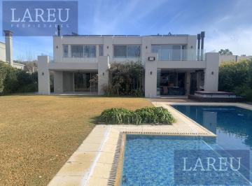 Casa · 1200m² · 7 Ambientes · 2 Cocheras · Casa en Venta con Renta, Estancias del Pilar, La Paz.
