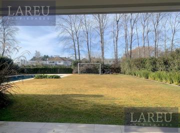 Casa · 1200m² · 7 Ambientes · 2 Cocheras · Casa en Venta con Renta, Estancias del Pilar, La Paz.