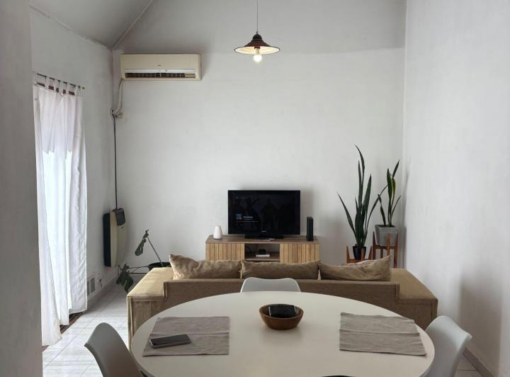 Departamento · 84m² · 5 Ambientes · 1 Cochera